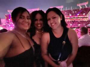 Ed Sheeran: +-=/x Tour