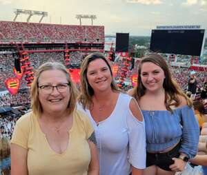 Ed Sheeran: +-=/x Tour