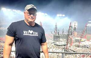 Ed Sheeran: +-=/x Tour