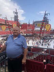 Ed Sheeran: +-=/x Tour