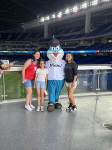 Miami Marlins - MLB vs Cincinnati Reds