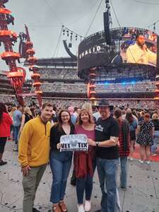 Ed Sheeran: +-=/x Tour