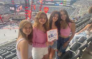 Ed Sheeran: +-=/x Tour