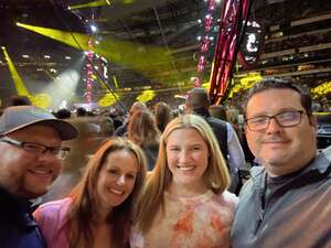 Ed Sheeran: +-=/x Tour