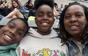 Ed Sheeran: +-=/x Tour