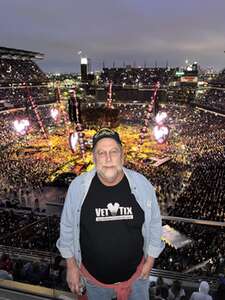 Ed Sheeran: +-=/x Tour