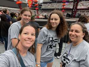 Ed Sheeran: +-=/x Tour