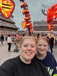 Ed Sheeran: +-=/x Tour