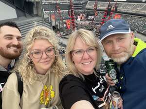 Ed Sheeran: +-=/x Tour