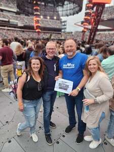 Ed Sheeran: +-=/x Tour