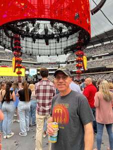 Ed Sheeran: +-=/x Tour