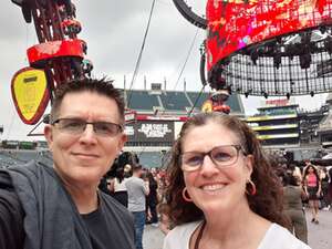 Ed Sheeran: +-=/x Tour