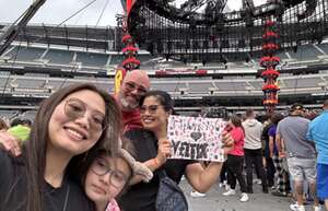 Ed Sheeran: +-=/x Tour