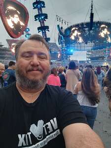 Ed Sheeran: +-=/x Tour