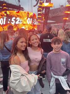 Ed Sheeran: +-=/x Tour