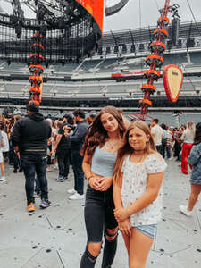 Ed Sheeran: +-=/x Tour