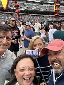 Ed Sheeran: +-=/x Tour