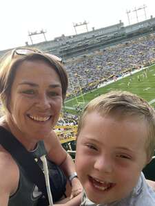 Green Bay Packers - NFL vs New England Patriots