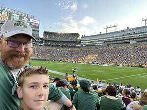 Green Bay Packers - NFL vs New England Patriots