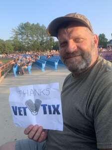 Dierks Bentley: Gravel & Gold Tour