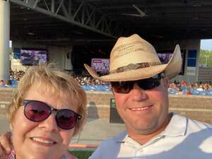 Dierks Bentley: Gravel & Gold Tour