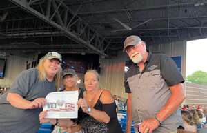 Dierks Bentley: Gravel & Gold Tour