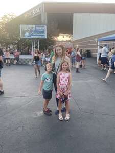 Dierks Bentley: Gravel & Gold Tour