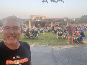 Dierks Bentley: Gravel & Gold Tour