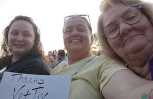 Dierks Bentley: Gravel & Gold Tour