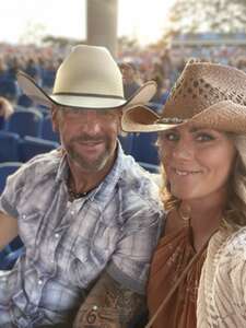 Dierks Bentley: Gravel & Gold Tour