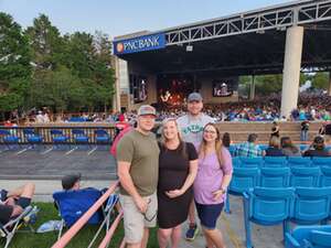 Dierks Bentley: Gravel & Gold Tour