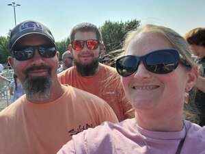 Dierks Bentley: Gravel & Gold Tour