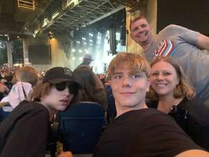 Dierks Bentley: Gravel & Gold Tour