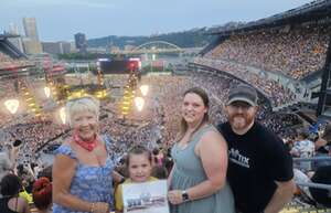 Ed Sheeran: +-=/x Tour