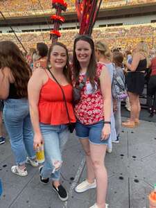 Ed Sheeran: +-=/x Tour