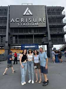 Ed Sheeran: +-=/x Tour