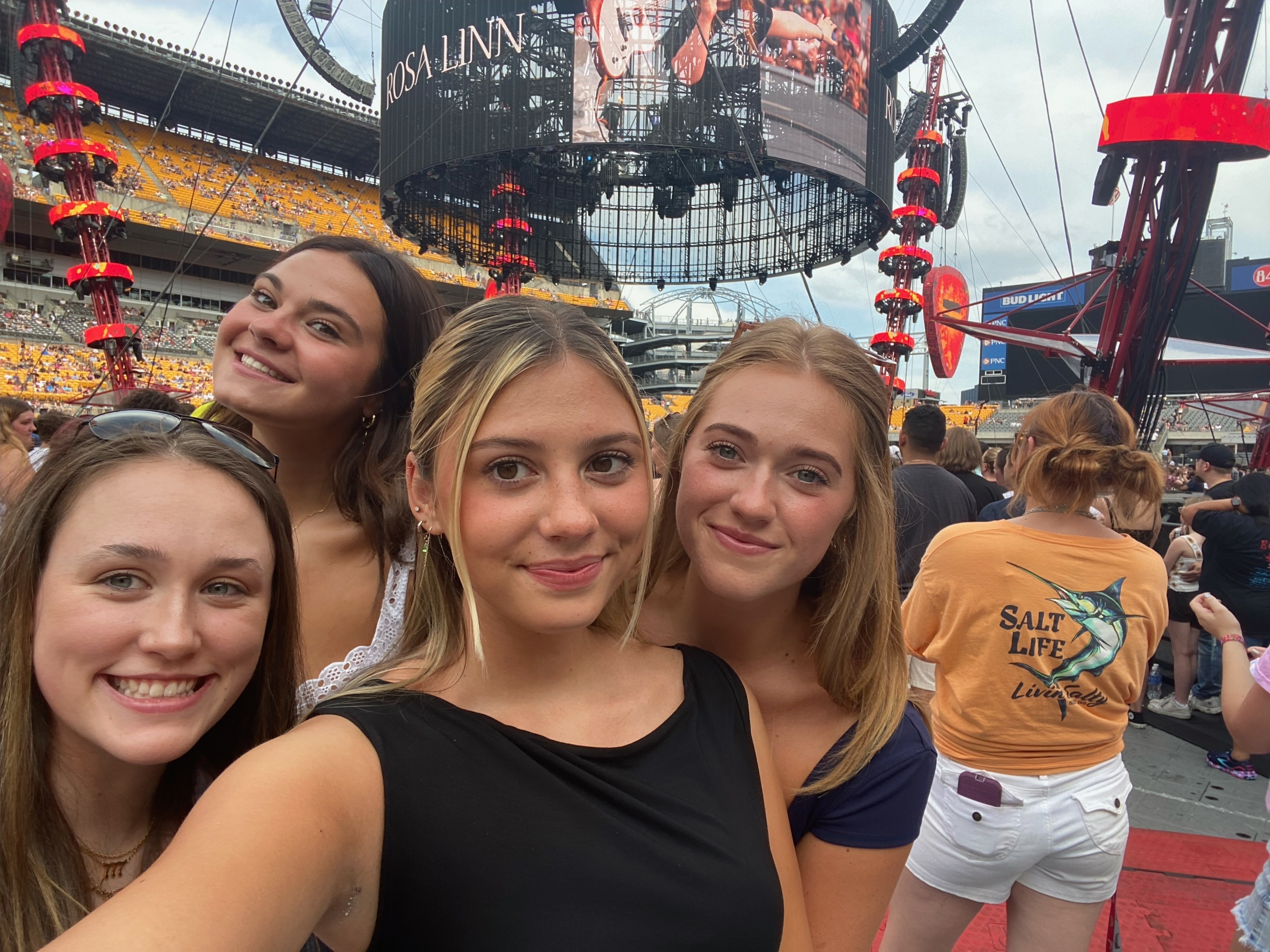 Ed Sheeran: +-=/x Tour