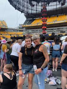 Ed Sheeran: +-=/x Tour