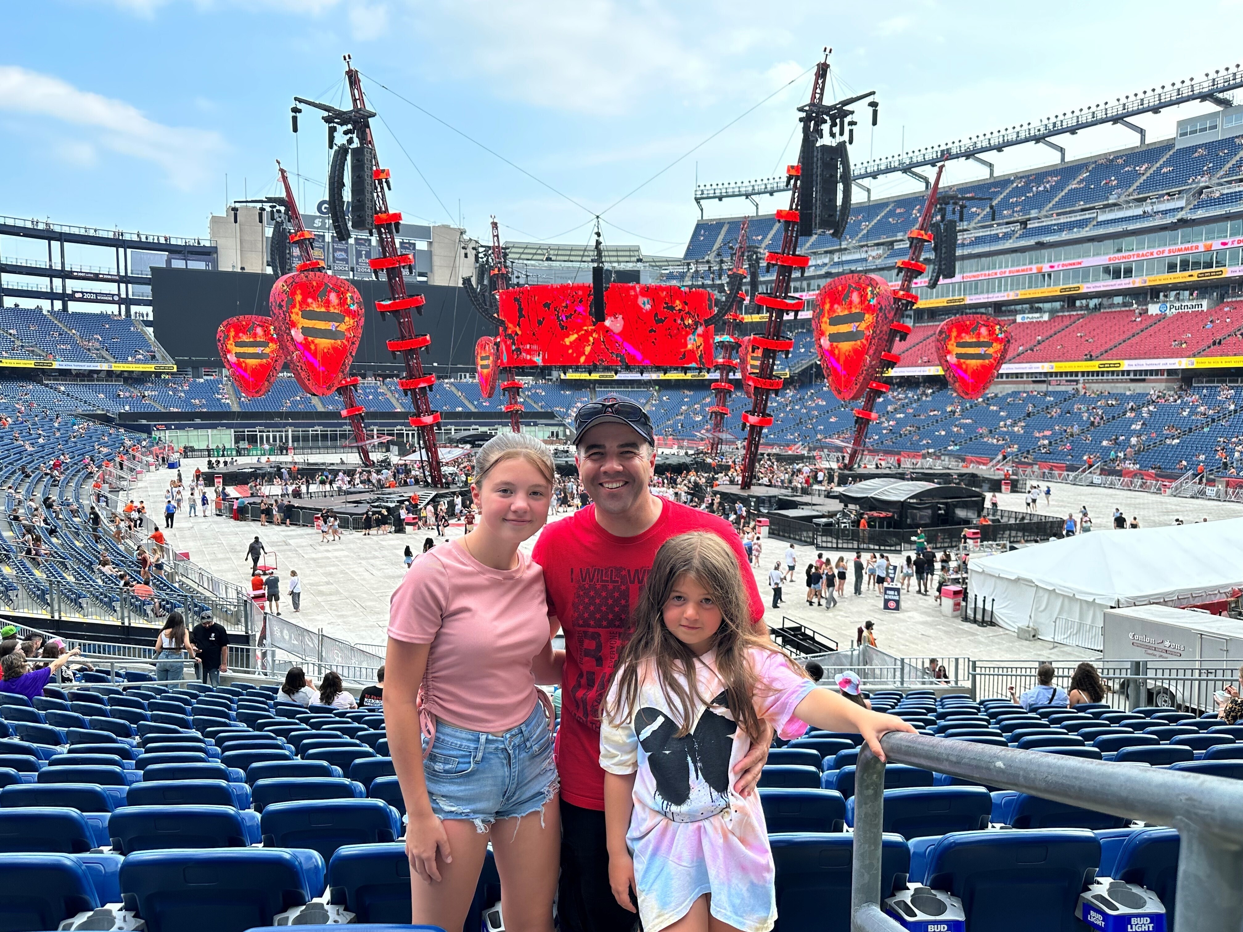 Ed Sheeran: +-=/x Tour