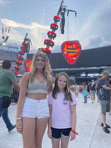 Ed Sheeran: +-=/x Tour