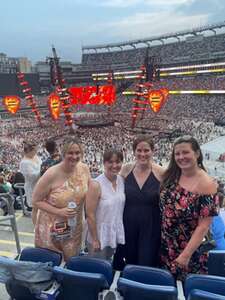 Ed Sheeran: +-=/x Tour