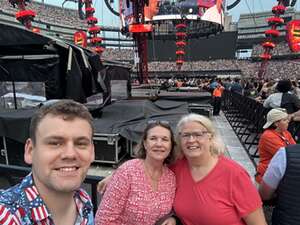 Ed Sheeran: +-=/x Tour