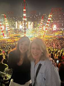 Ed Sheeran: +-=/x Tour