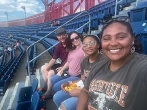 Ed Sheeran: +-=/x Tour