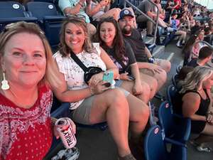 Ed Sheeran: +-=/x Tour