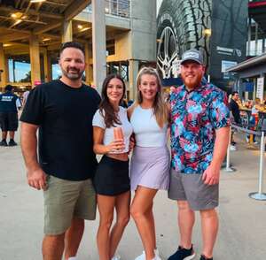 Ed Sheeran: +-=/x Tour