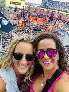 Ed Sheeran: +-=/x Tour