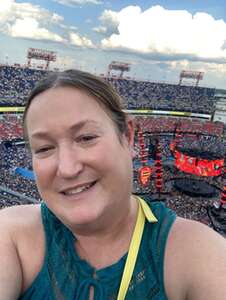 Ed Sheeran: +-=/x Tour