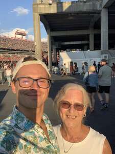 Ed Sheeran: +-=/x Tour