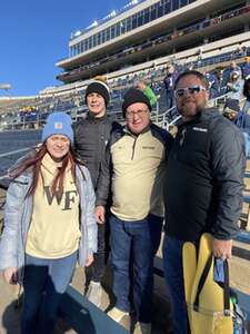 Notre Dame Fighting Irish - NCAA Football vs Wake Forest Demon Deacons